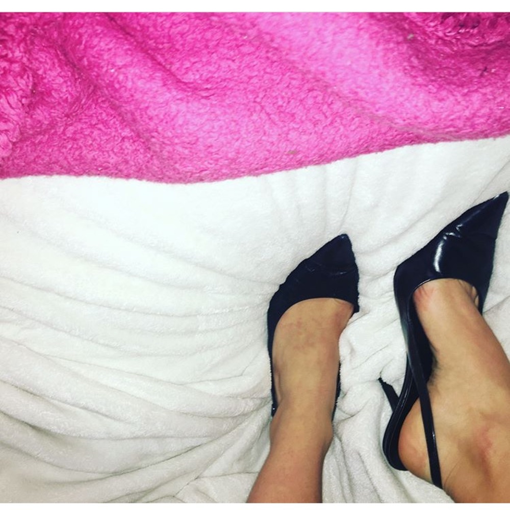 Point toe heels